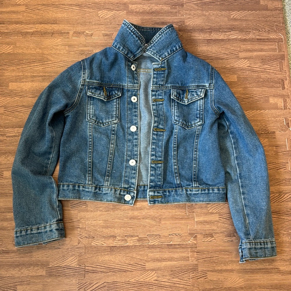 BLUE DENIM JEAN JACKET SIZE SMALL - Picture 1 of 2
